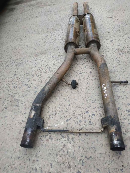 Jaguar XF 07-15 вихлопна труба середня (C2Z4786) KU7083 9X235212DA