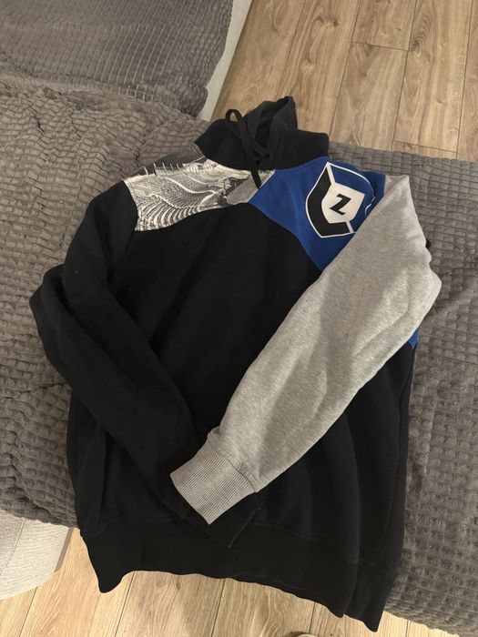 Sprzedam bluze Zawiszy rozmiar M