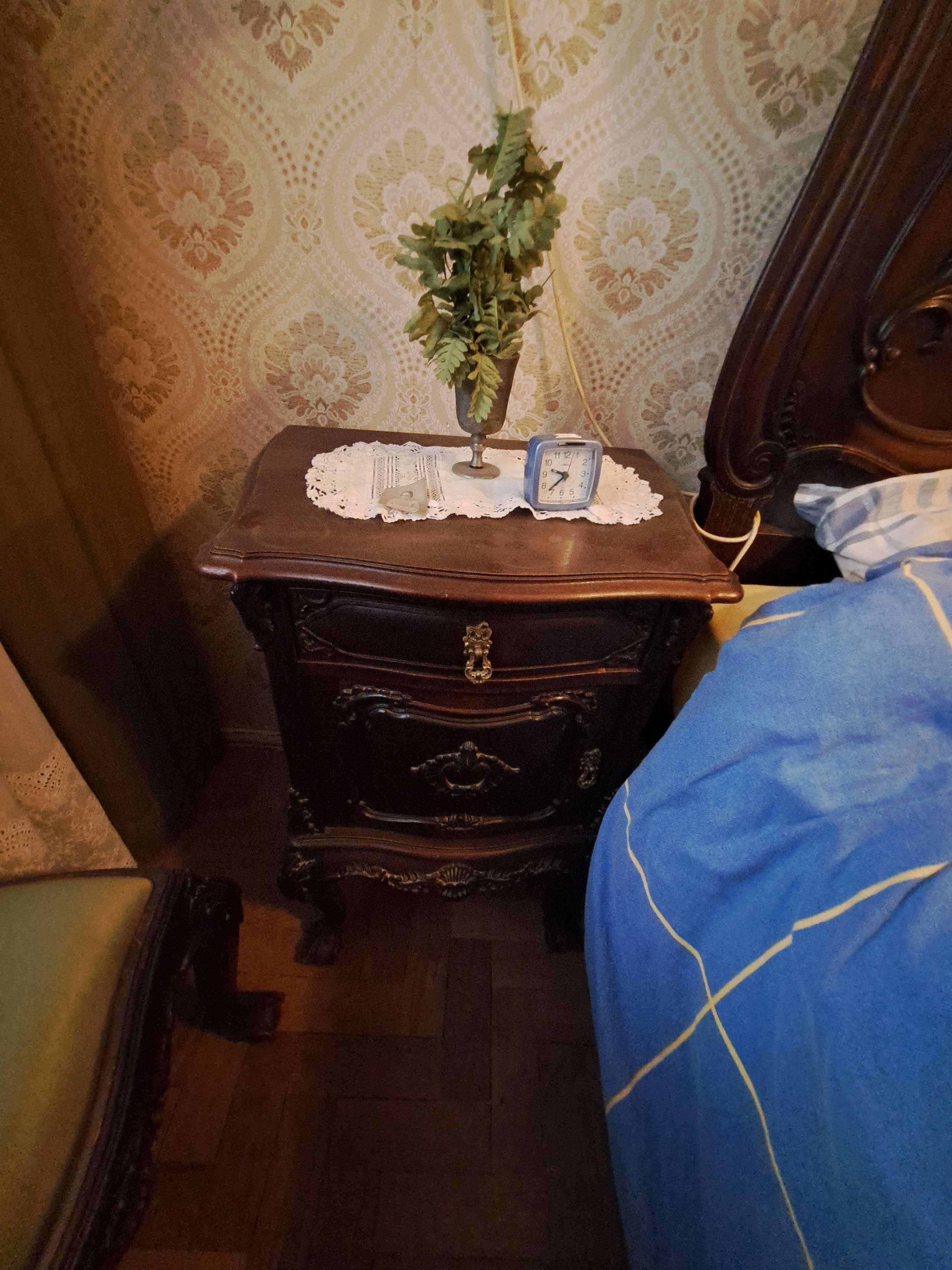 Mobília completa de quarto estilo D. João V
