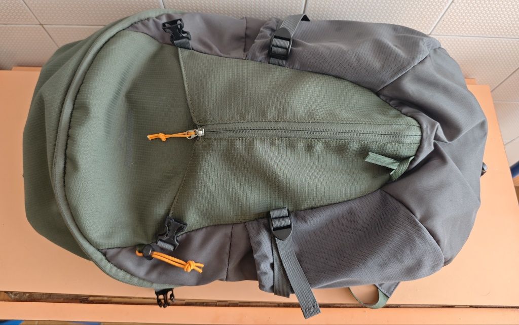 Mochila outdoor .
