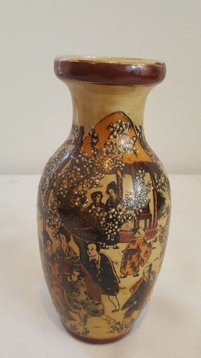 Wazon chińska porcelana Satsuma ręcznie malowa 16 cm