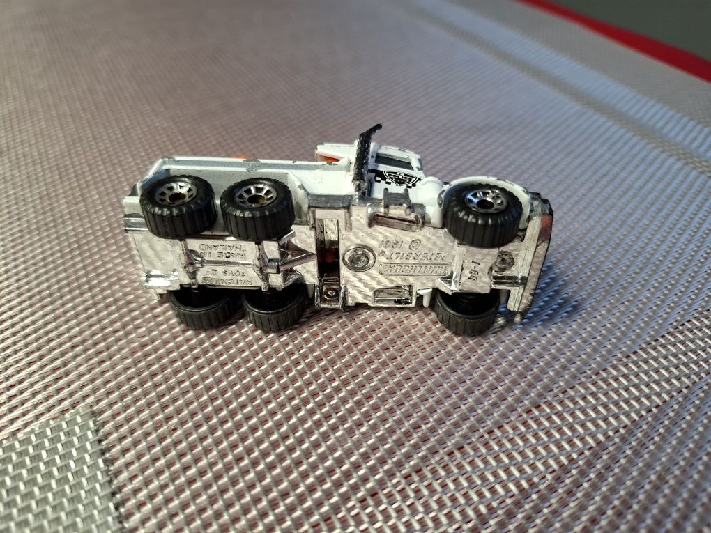 Matchbox Peterbilt model samochodu