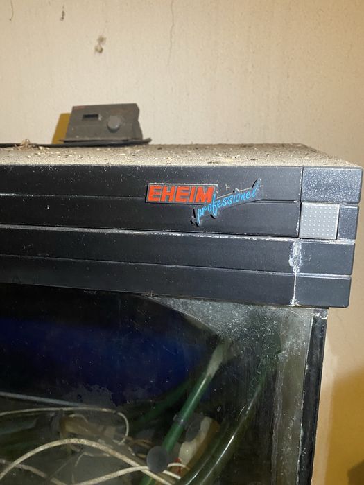 Aquário EHEIM Professional + Filtro externo EHEIM – Completo