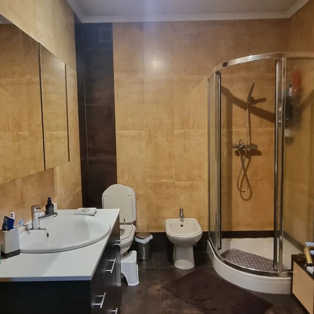 Apartamento T2 com garagem