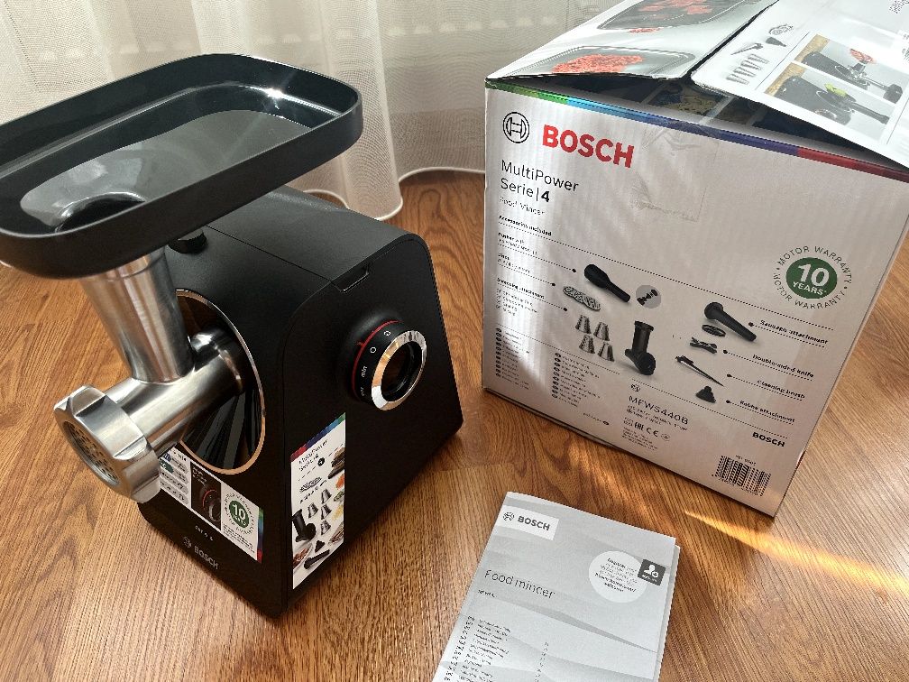 М'ясорубка Bosch MFWS440B нова 2 роки офіційної гарантії