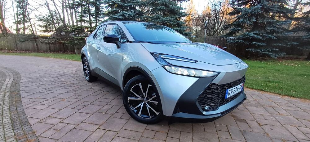Toyota C-HR 1.8 Hybryda 14tys przebiegu Po opłatach