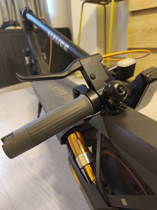 Trotinete NAVEE GT3 700W
