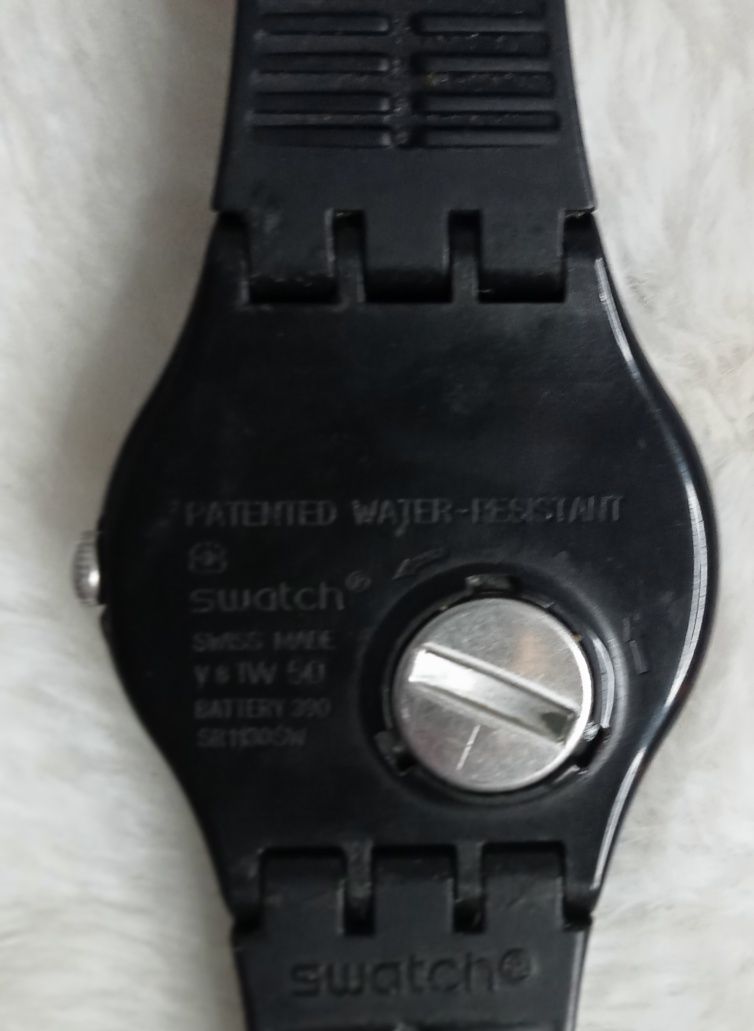 Męski zegarek Swatch na rękę vintage pasek gumowy datownik