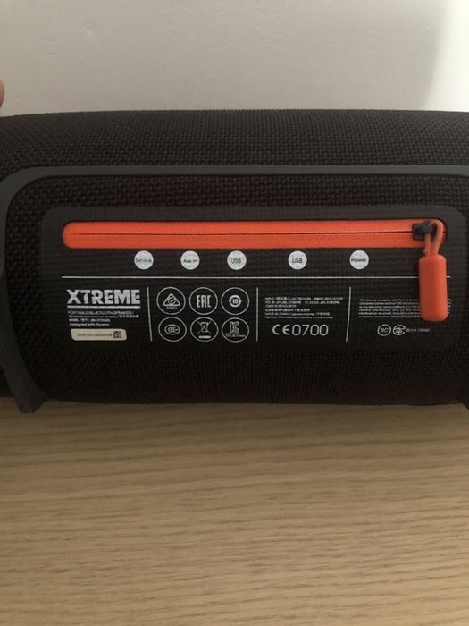Columa JBL XTREME c/ caixa original+ bolsa de transporte