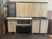 Продам кухню + раковина нова