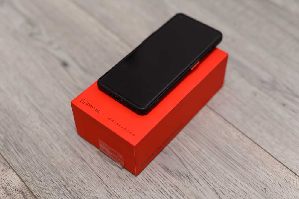 OnePlus 11 12/256GB android smartfon