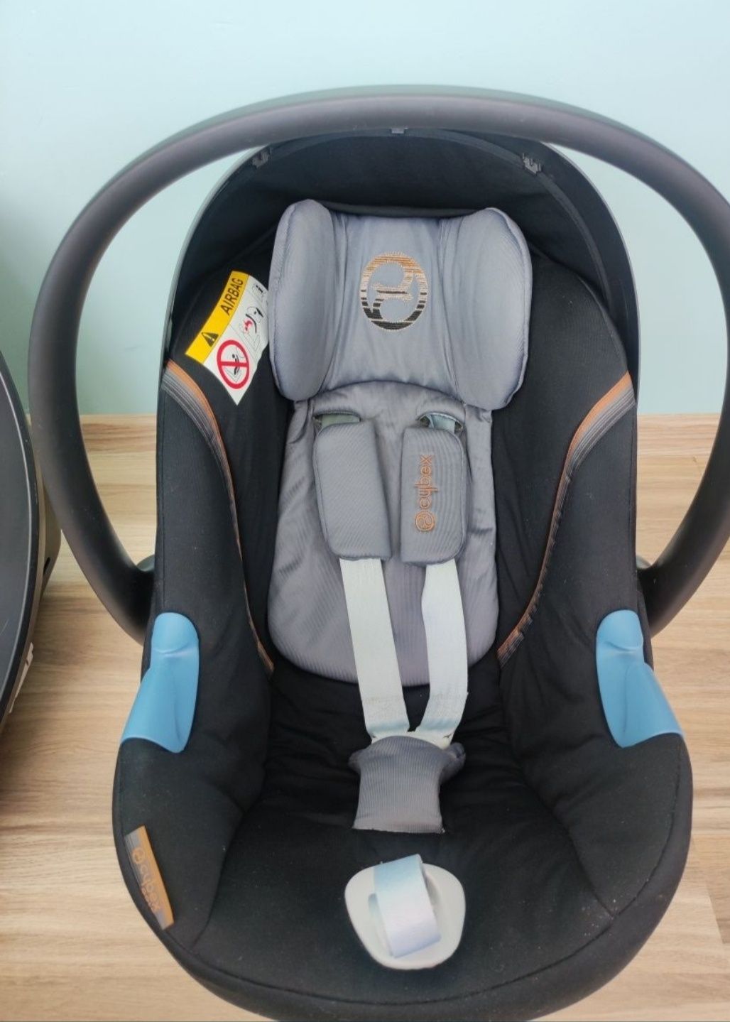 Cybex Fotelik z bazą 0-13kg Aton m Atom jak NOWY