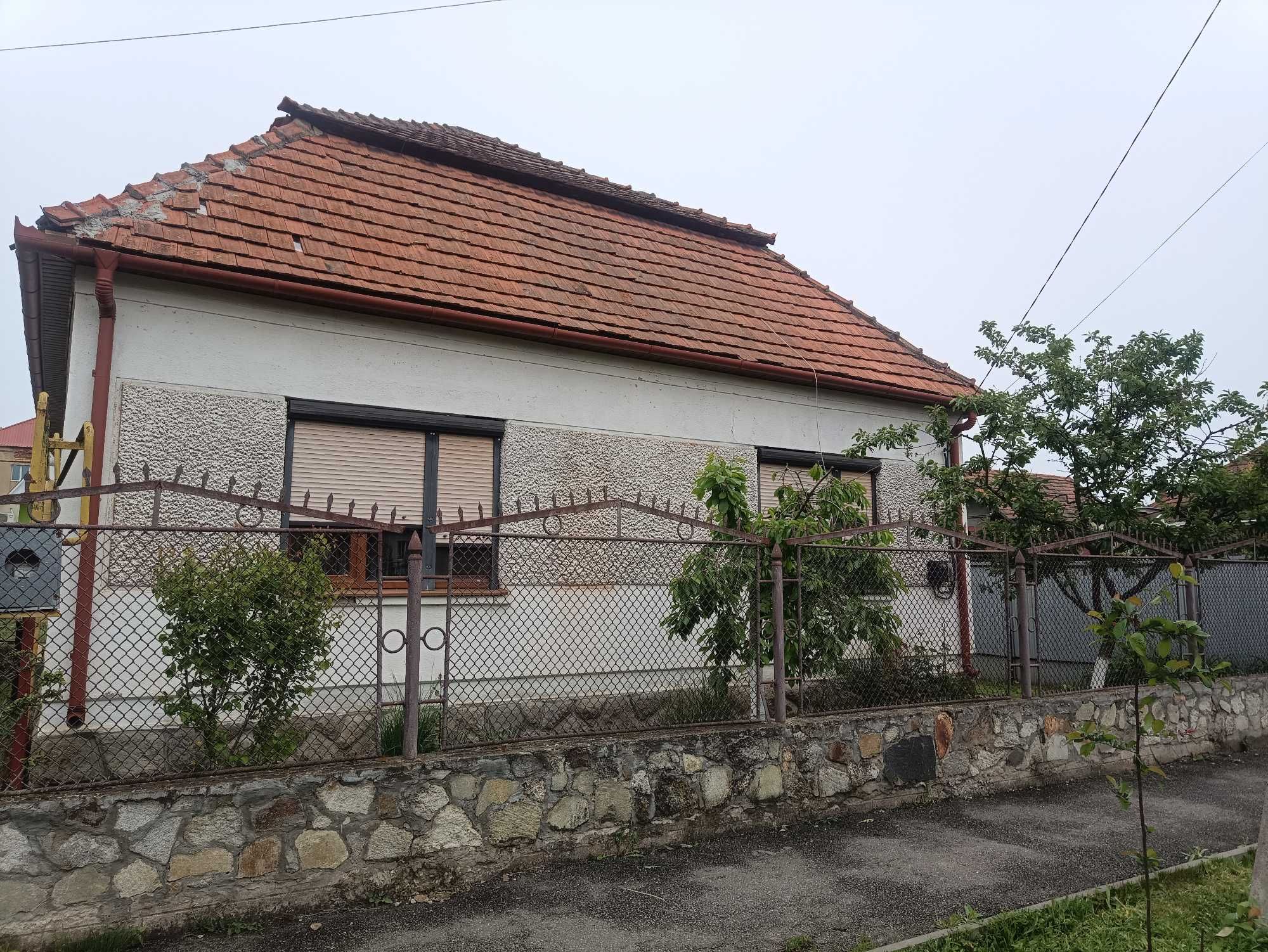 ПРОДАЖ 2х кімнатного БУДИНКУ 600 м від басейнів, один з КРАЩИХ РАЙОНІВ