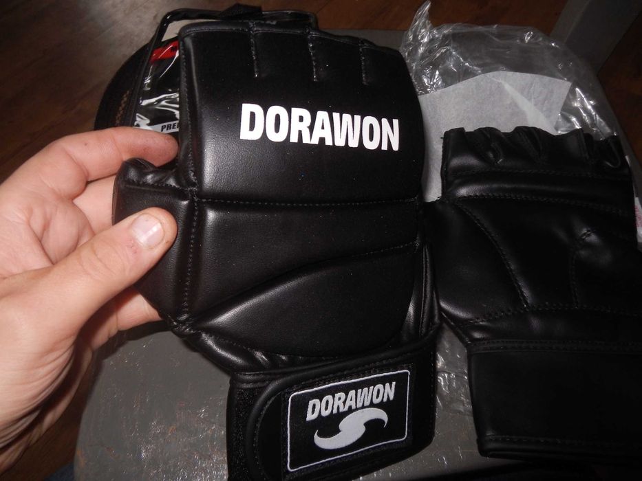 Wyprzedaż-> Rękawice do walk mma/karate rozm XL czarne ostatnie