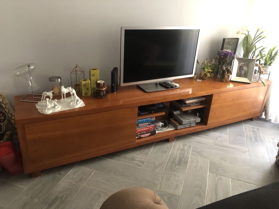 Movel de Tv de Madeira Maciça