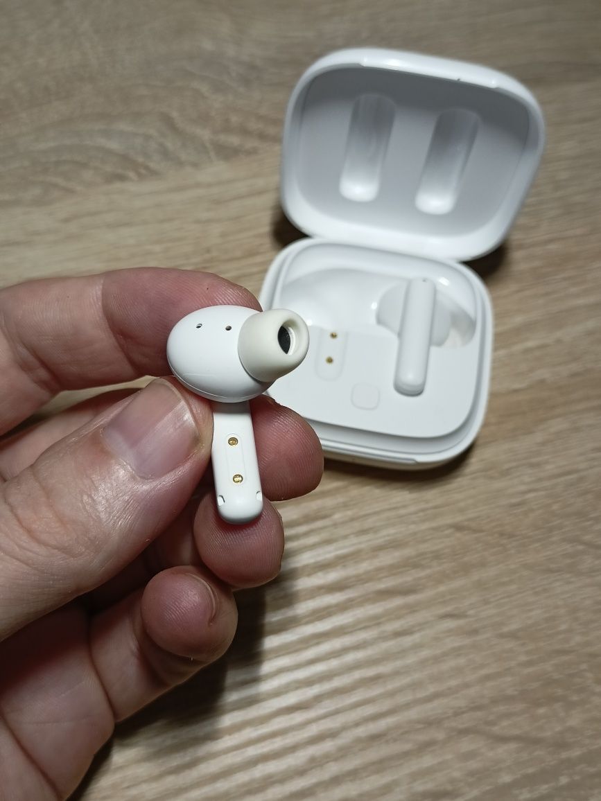 Навушники блутуз Bluetooth QCY-13 на подарунок