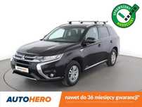 Mitsubishi Outlander PHEV automat tempomat grzane fotele 4x4 PDC hak
