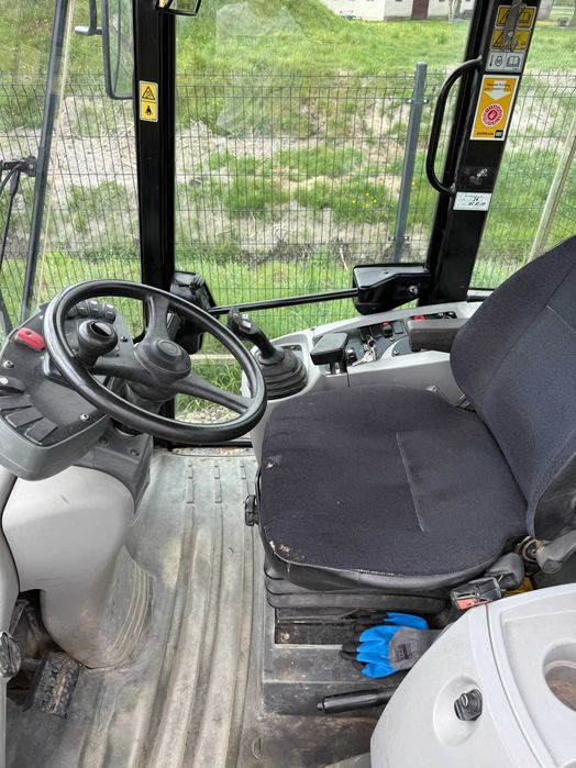 Ładowarka kołowa Caterpillar CAT 906H - 8lat w moim posaidaniu.