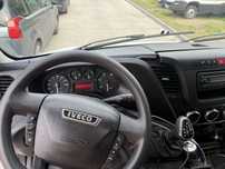 Auto laweta iveco