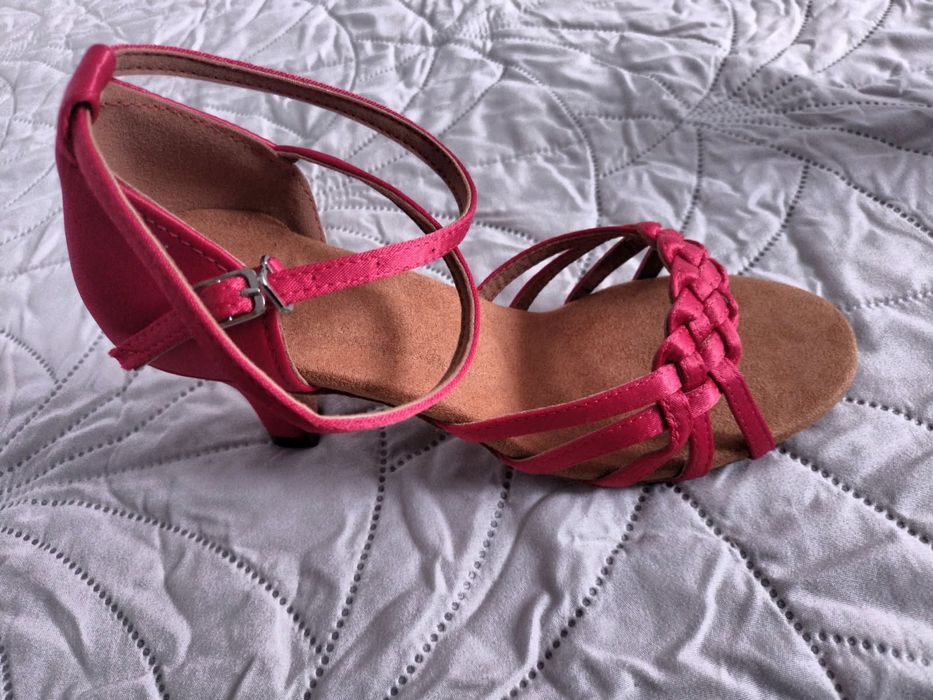 Buty na obcasie czerwone 37 do tańca i nie tylko