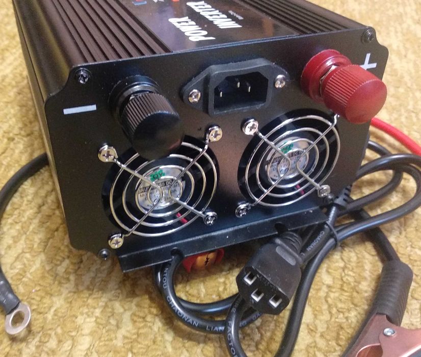 Преобразователь 12В. Инвертор с зарядным устройством.  Бесперебойник.