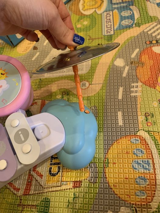 Музыкальная игрушка – барабанная установка с ксилофоном