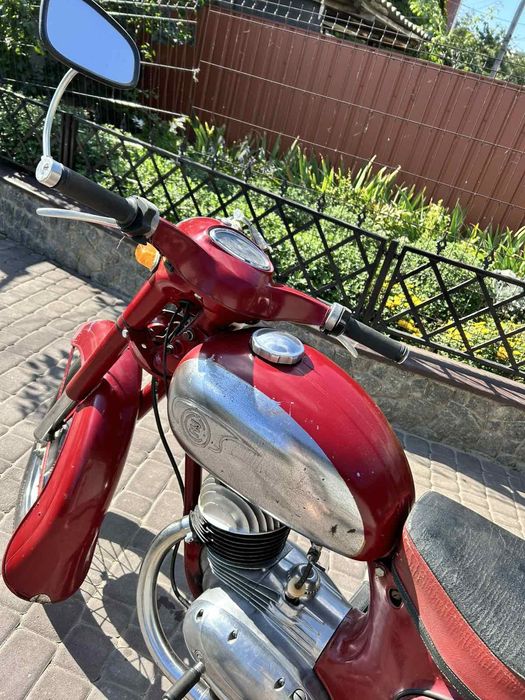 Продам мотоцикол чизет 175