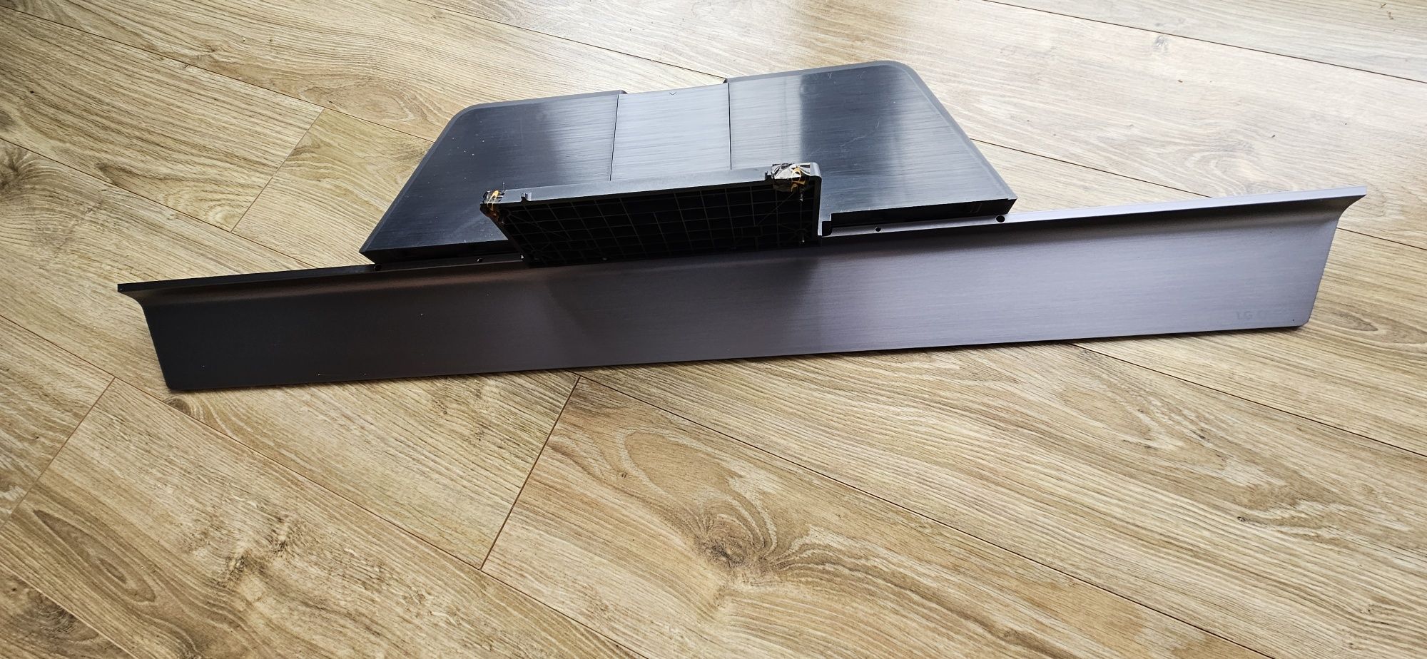 Podstawa pod telewizor LG C9