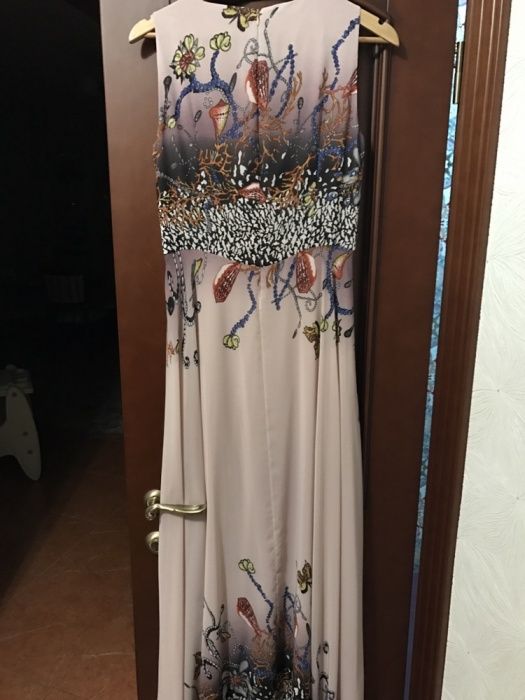 Продам платье нарядное