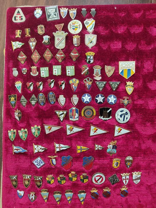 Pins/ emblemas clubes futebol portugueses