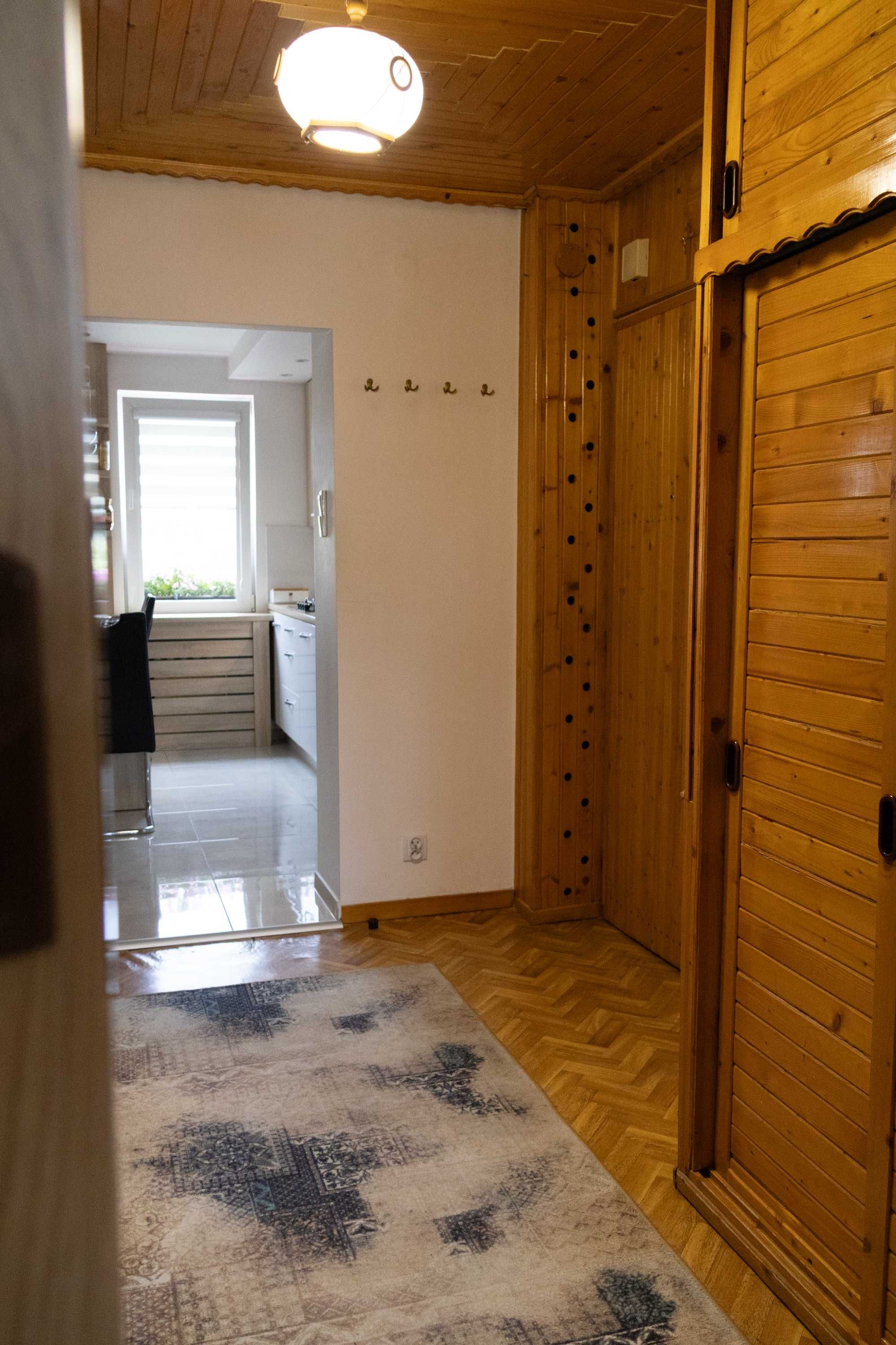 3-pokojowe mieszkanie z balkonem i piwnicą - ul. Krowoderskich Zuchów