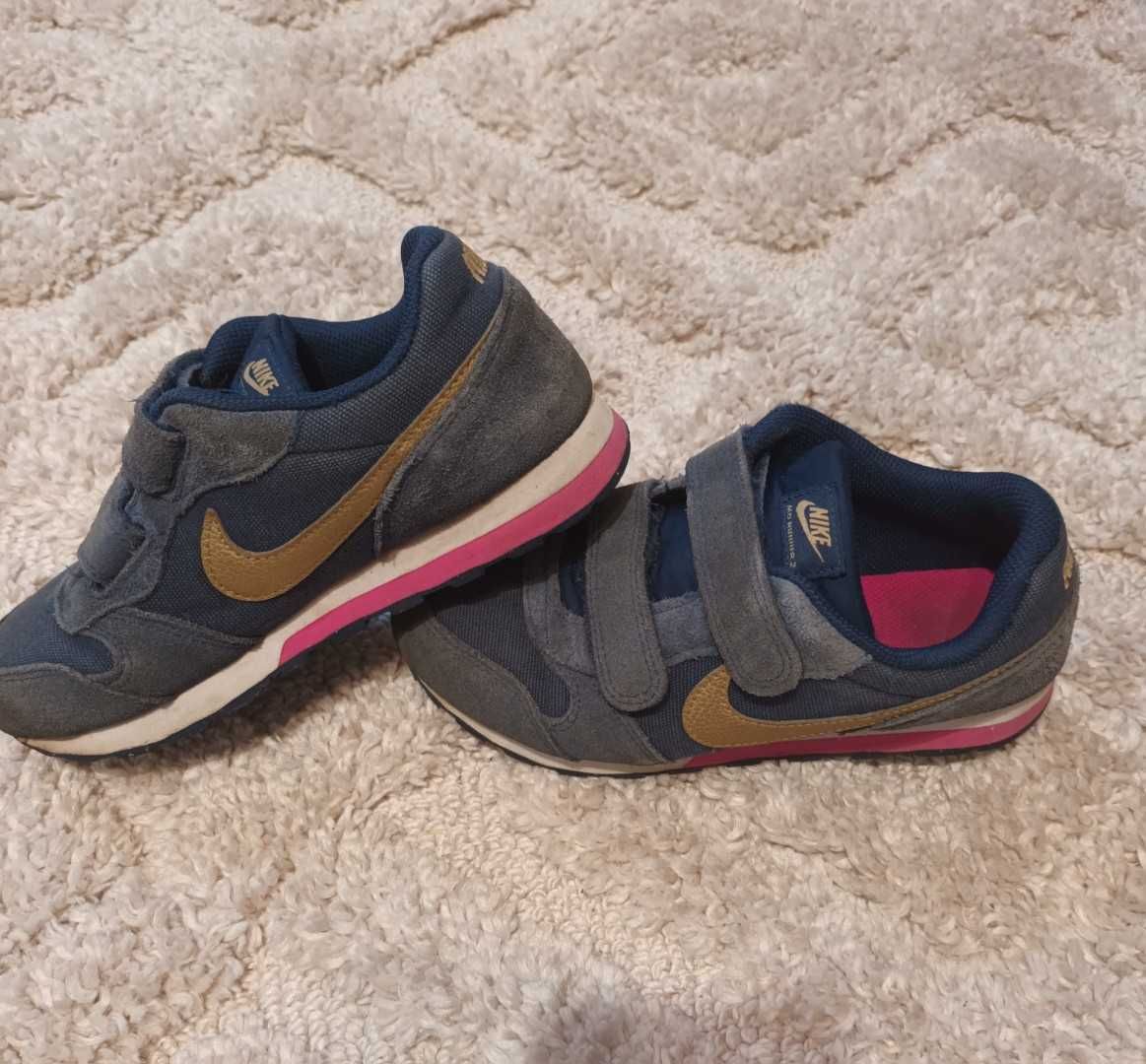 Buty sport NIKE dziecięce 32(20cm)