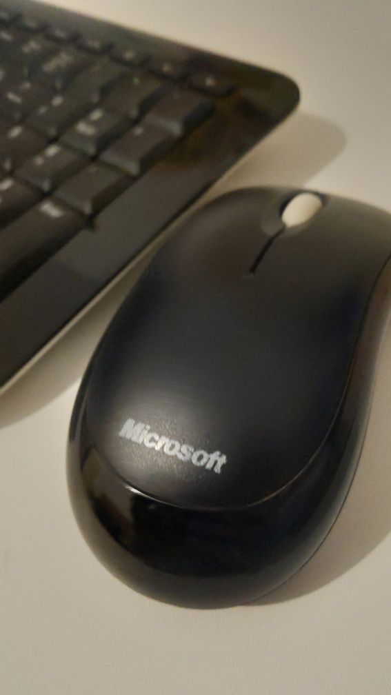 Teclado e rato Microsoft sem fio