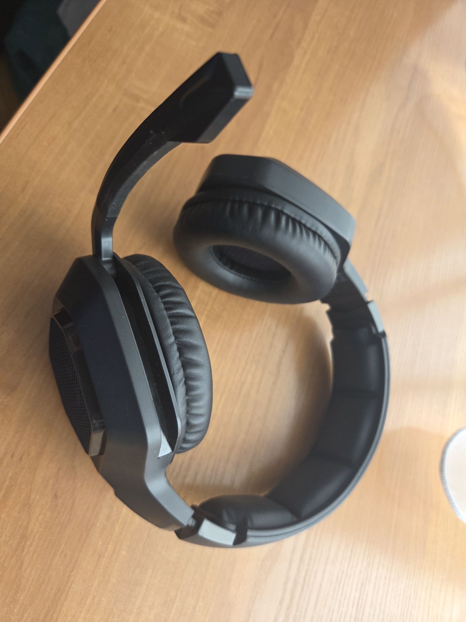 Sluchawki gamingowe bezprzewodowe Speedlink podświetlane Bluetooth
