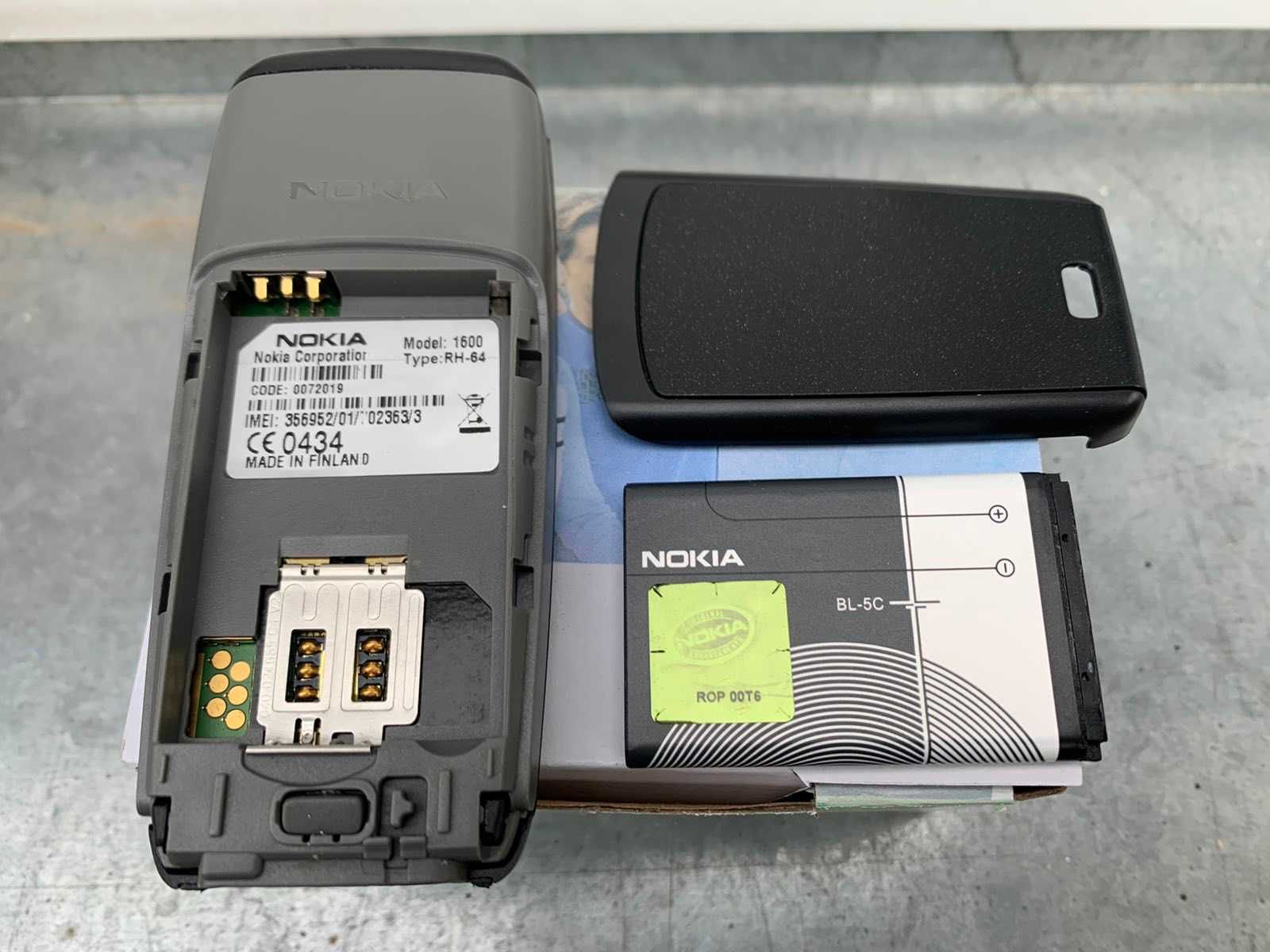 Телефон Nokia 1600  ретро оригинал с цветным экраном (новый)