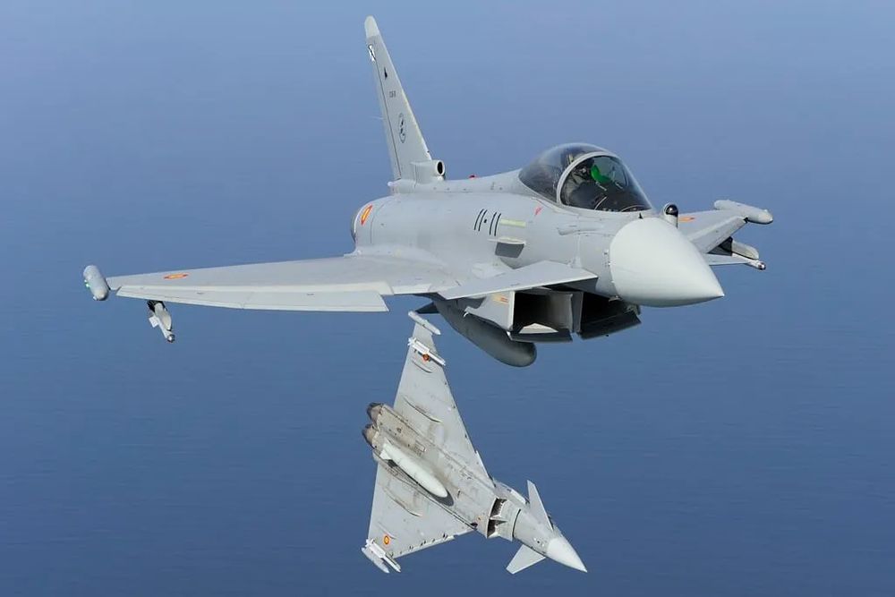 Réplica Aviao Militar Eurofighter Typhoon