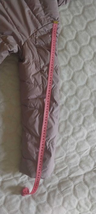 Стильний зимовий пуховик