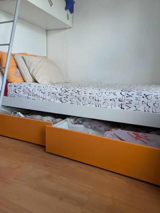 Conjunto de quarto para Teens com armário e duas camas (beliche)