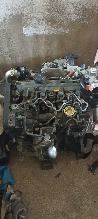 Vendo motor 1.5dci 110cv as peças