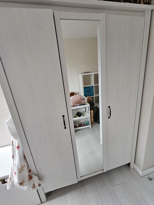 Oddam za darmo szafę