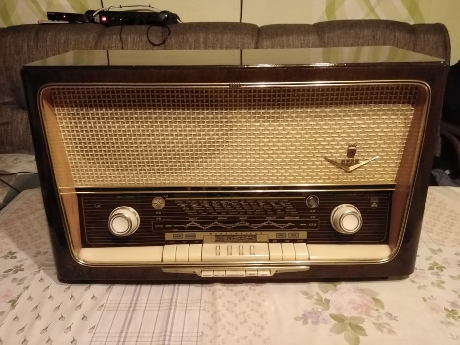 Stare radio lampowe Grundig 5088 - sprawne - stan kolekcjonerski