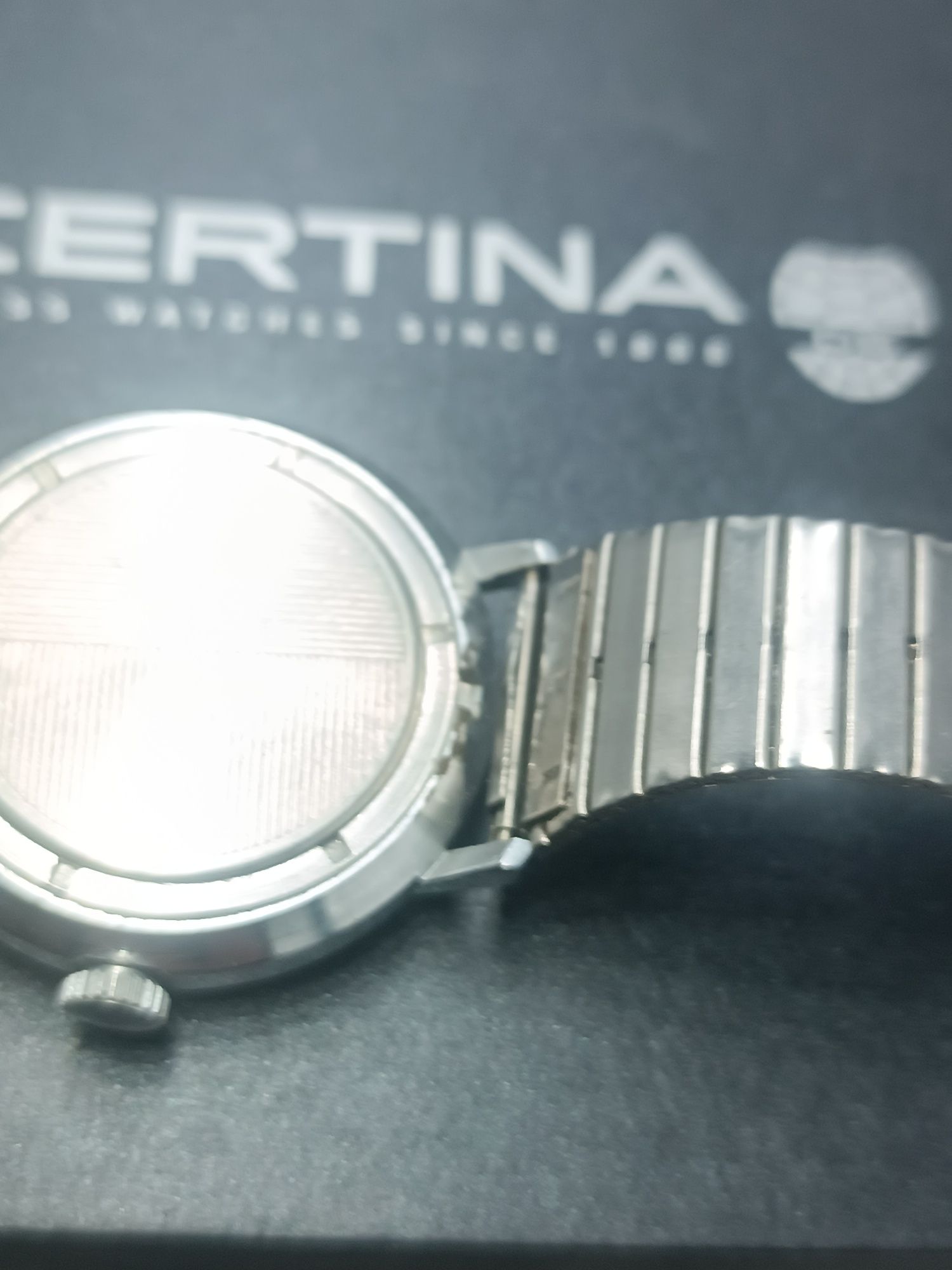 Zegarek wostok mechaniczny ciekawy
