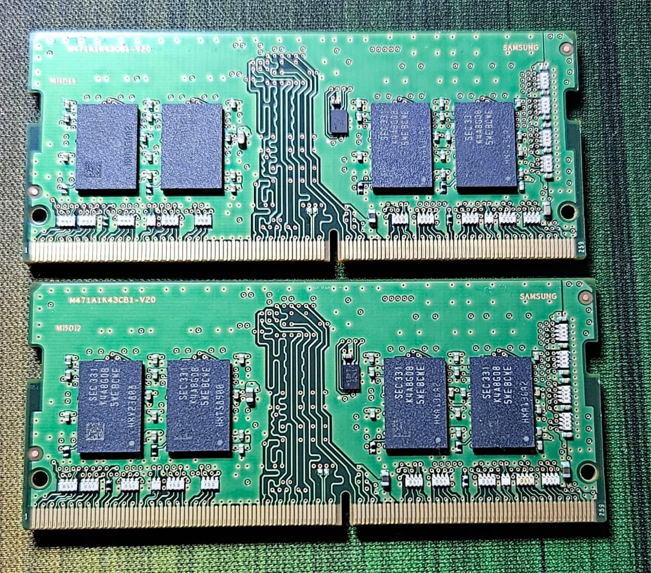 Оперативна пам'ять  SAMSUNG DDR4 8GB 1Rx8 2-шт.