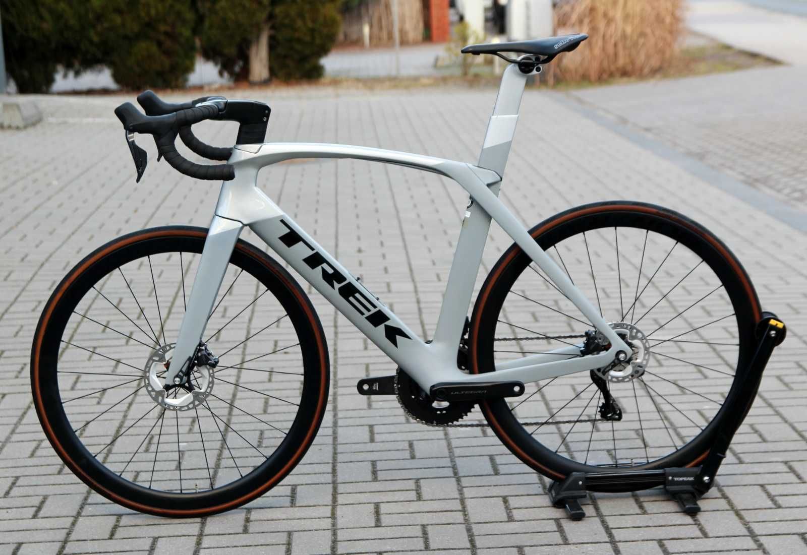 Rower szosowy TREK MADONE SLR Disc Shimano Ultegra Di2 2x12, roz. 58