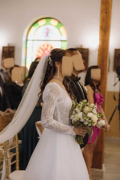 Piękna Suknia Ślubna Śnieżnobiała