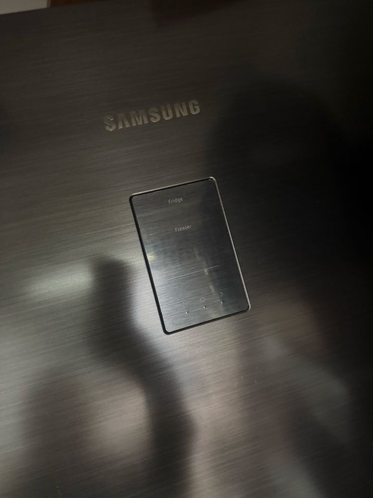 Lodówka Samsung RB34C652EBN no frost 185.3 cm Podajnik wody