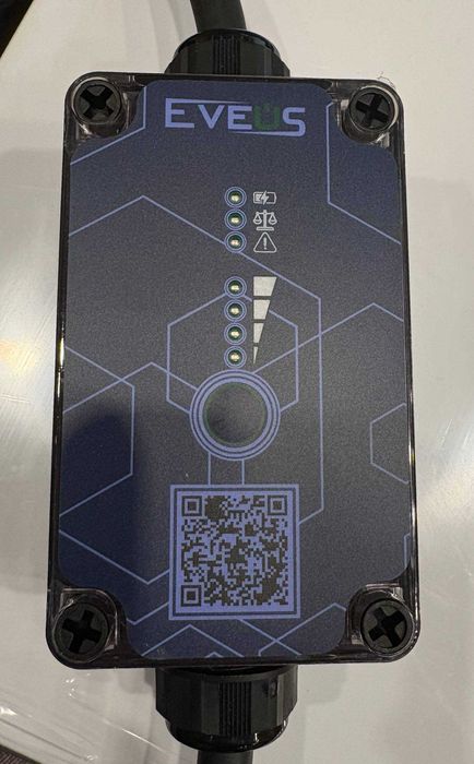 Зарядна станція Eveus Light 16-32-40-48А Type 1 GBT Type 2 NACS