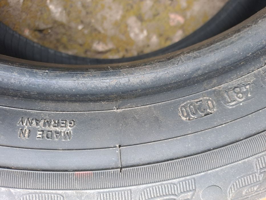 Продам шину DUNLOP