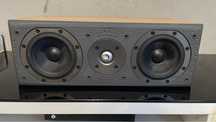 Centralna kolumna głośnikowa Bowers & Wilkins LCR3
