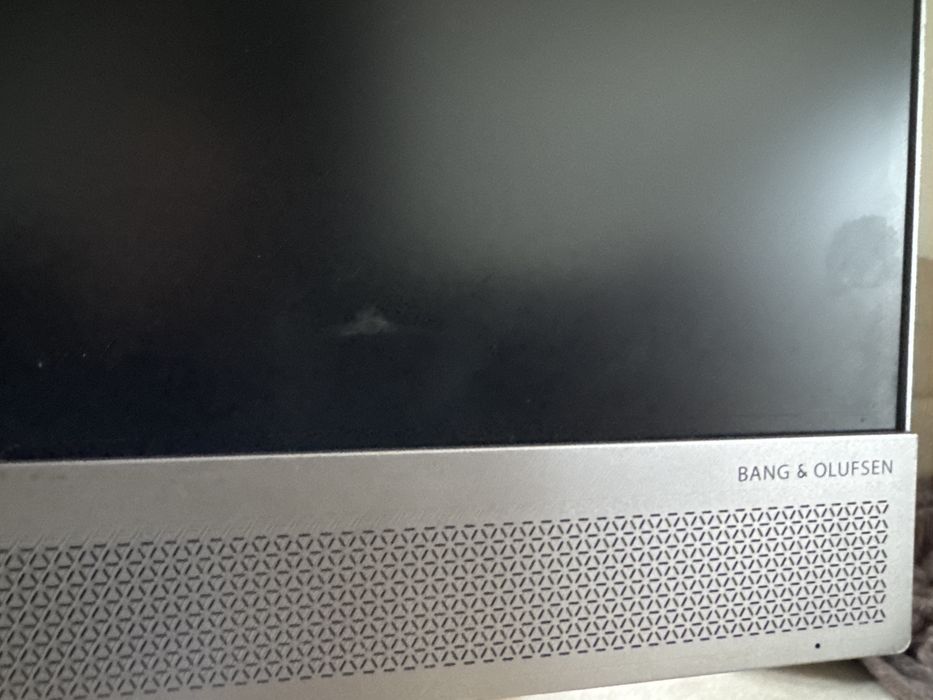 Monitor HP EliteDisplay E273m -27'' Full HD, kamera, Bang&Olufsen